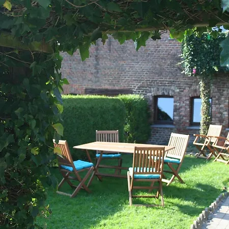 La Ferme Du Pre 더뷔